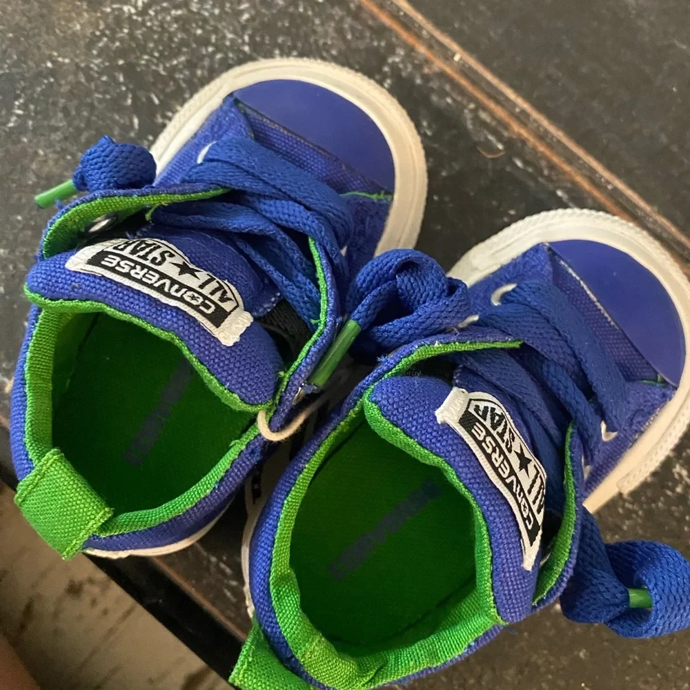 CONVERSE 